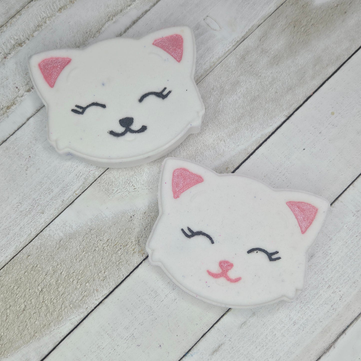 Kitten Bath Bomb