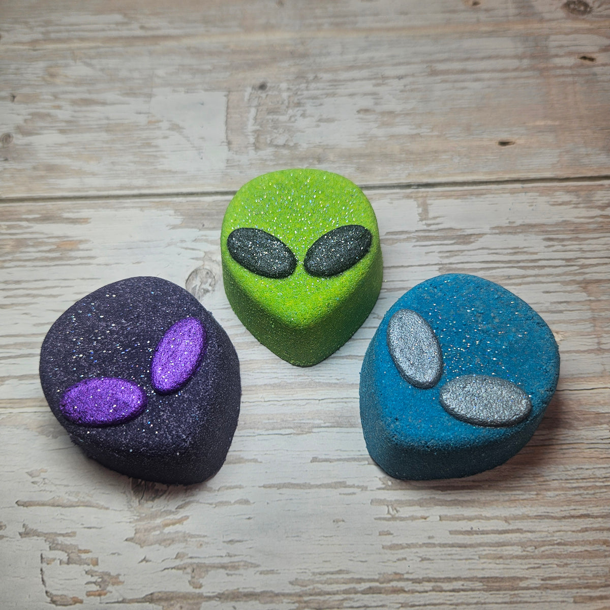 Take us to your Bath Set of 3 Alien Bath Bombs